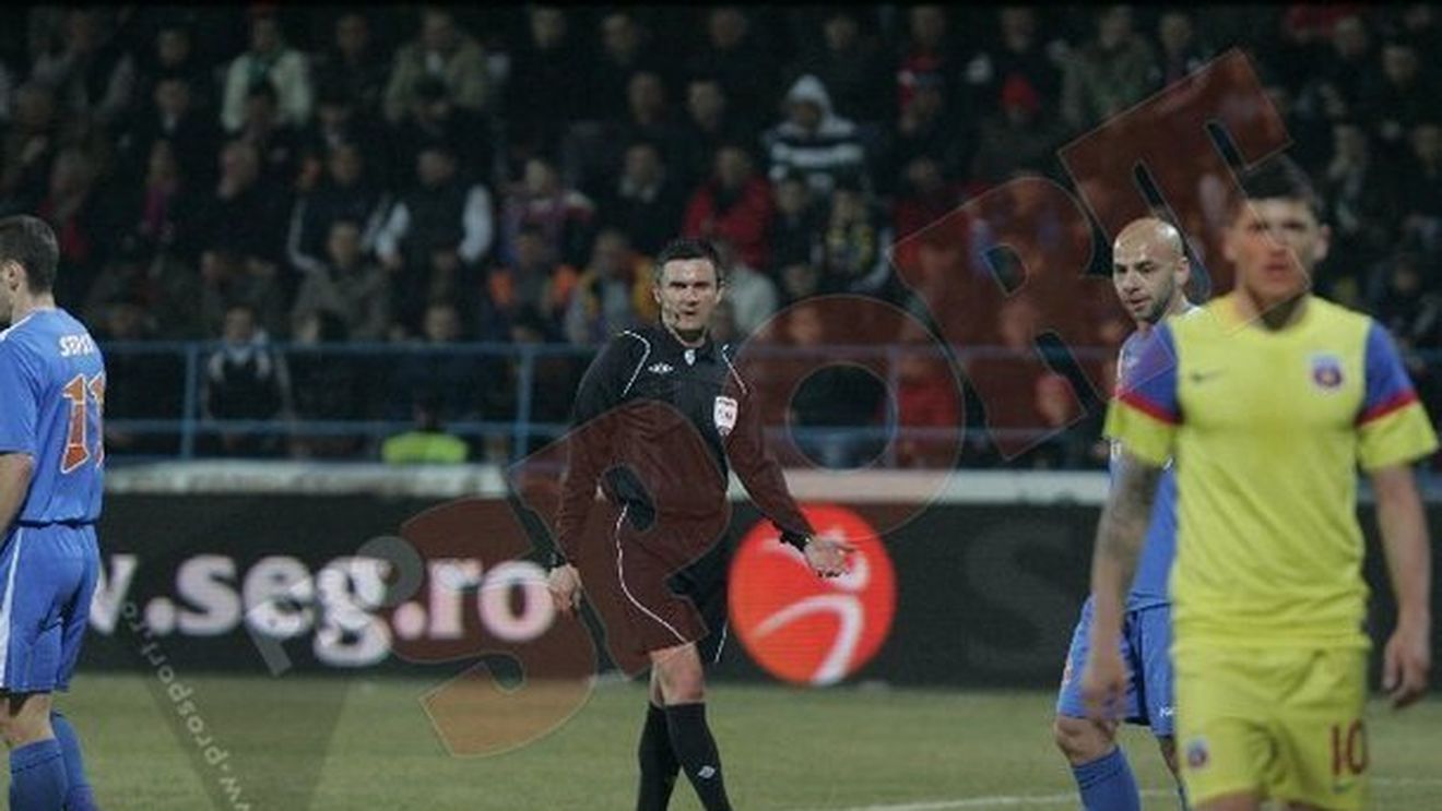 Balaj recunoaște că ar fi trebuit să acorde două lovituri de la 11 metri:  "Trebuia acordat penalti la Subotici și la faultul asupra lui Tătărușanu!