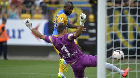 EXCLUSIV | Tamuz, dorit de Maccabi Haifa și Hapoel Beersheva: "Nu a discutat nimeni cu mine". Mama fotbalistului: "În România oricine e de vânzare, diferă doar prețul"