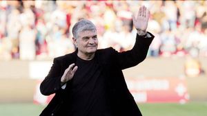 E OFICIAL: Andone a semnat pe 3 ani cu CFR!** "Vom reuși o figură frumoasă și în Europa"