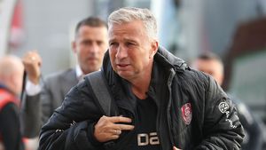 Dan Petrescu, variantă-bombă! Poate ajunge în Anglia: antrenorul CFR-ului, dorit de fosta lui echipă, Sheffield Wednesday