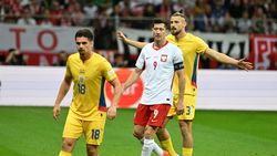 Fost arbitru din Bundesliga, verdict despre faza Drăgușin – Lewandowski: „Nu e fault!”. De ce spune că VAR nu putea interveni