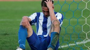 FOTO Scandal în Liga 1!** Vali Negru, la un pas de bătaie cu Ilie Stan!