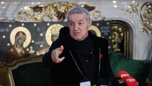 Gigi Becali, reacție scandaloasă după înfrângerea celor de la FCSB: „Fotbalul nu se mai joacă pe teren. N-ai văzut?” | VIDEO