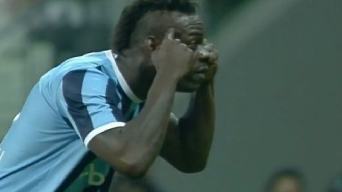 Mario Balotelli, faza zilei în Europa! Reacția fabuloasă a italianului după ce a reușit să marcheze. Nimeni nu se aștepta la asta | VIDEO