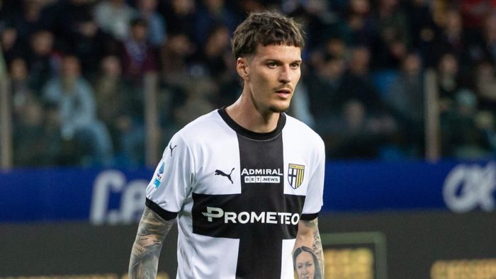 Dennis Man s-a hotărât. Unde a ales să se transfere, după ce FCSB și Rapid i-au propus revenirea în Superliga