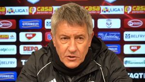 Cristiano Bergodi, în gardă pentru deplasarea lui Sepsi la Arad: „Jucătorii de la UTA vor să demonstreze cu noul antrenor, vor fi susținuți de suporteri pătimași”