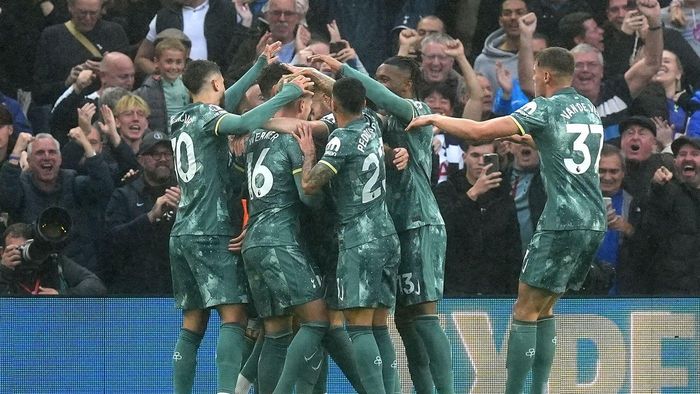 Cum și-a salvat cariera unul dintre colegii lui Radu Drăgușin. Măsura extremă la care a apelat un fotbalist cumpărat cu 55 de milioane de lire sterline