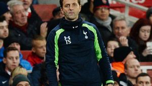Sherwood e istorie, Spurs va alege între Pochettino și Frank de Boer