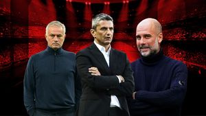 Răzvan Lucescu l-a dat pe spate într-o jumătate de lună: „Mi-ar fi plăcut să lucrez mai mult cu el”. E ca Mourinho și Guardiola! Cum pregătește un meci antrenorul lui PAOK Salonic: „Răzvan vrea asta de la tine! Mi s-a părut wow!”. VIDEO EXCLUSIV