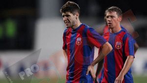 Mesaj pentru steliști: "Titlul se câștigă pe teren, nu în culise"