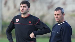 "Ropotan nu pleacă! Vom lua dublu pe el în vară!"