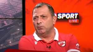 Gabi Răduță, „înțepătură" pentru Dario Bonetti. „Numai prostii! Nouă fotbaliști din Academie pe teren, iar șapte au fost pe bancă"
