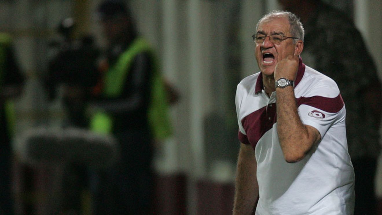 Hizo, dezlănțuit:** "Se știe că Tudor are tulburări de comportament!"