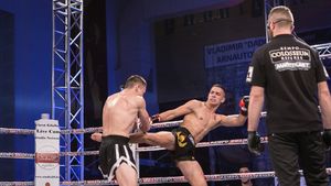 Kickboxing - Colosseum Tournament, azi la Ploiesti. Un fan al Petrolului e kickboxer profesionist și are propria galerie