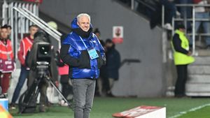 Reacția surprinzătoare a lui Marius Șumudică, după ce UEFA a amendat drastic România, dar i-a dat victoria la masa verde cu Kosovo