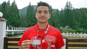 VIDEO Dinamo și-a "vândut" într-un mod original noile abonamente! Cum își atrag "câinii" suporterii la stadion