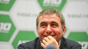 Hagi nu își abandonează planul inițial:** "Liga I este excitantă, provocatoare, dar și dacă vom retrograda, vom continua proiectul pe cinci ani"