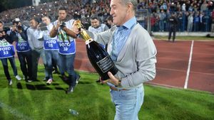 Încă două transferuri anunțate de Gigi Becali! Surpriză: cu cine vrea să-l înlocuiască pe De Amorim. "Îl iau fără să mă gândesc!"