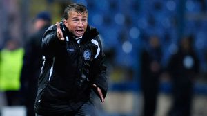 SuperDan i-a pus la punct pe jurnaliștii ruși:** "Dacă vreți fotbal frumos, mergeți la Barcelona!" Ce priorități a stabilit "Bursucul" la Dinamo