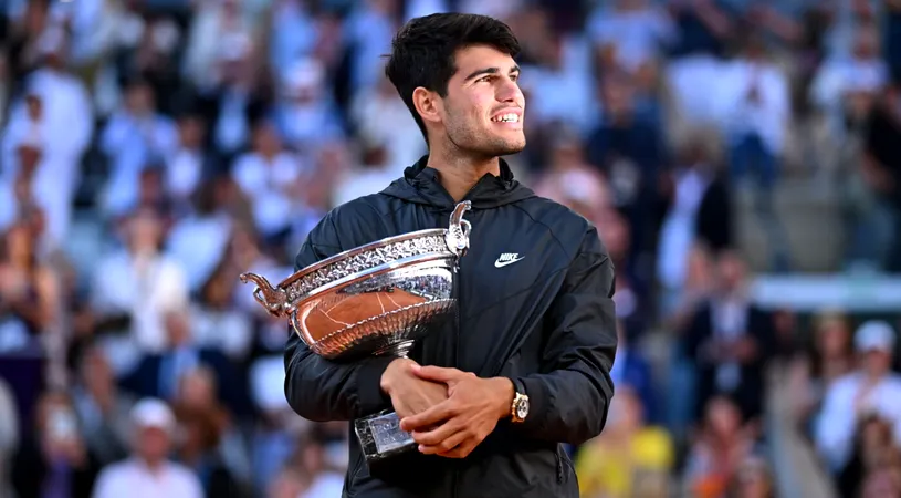 Carlos Alcaraz este rege la Roland Garros! Spaniolul l-a învins în finală, după un meci-maraton, pe germanul Alexander Zverev