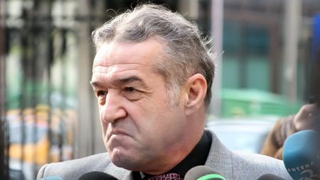 Managerul, răsfățatul patronului?** Becali a reacționat după postarea de pe Facebook: "Păi, îi permit eu altuia să mă contrazică? Afară, în 3 secunde!"