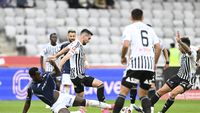 🚨 U Cluj – Oțelul Galați 3-0, în etapa 9 din Superliga. Victorie facilă pentru elevii lui Cristiano Bergodi grație golurilor marcate de Bic, Mendy și Aliev!