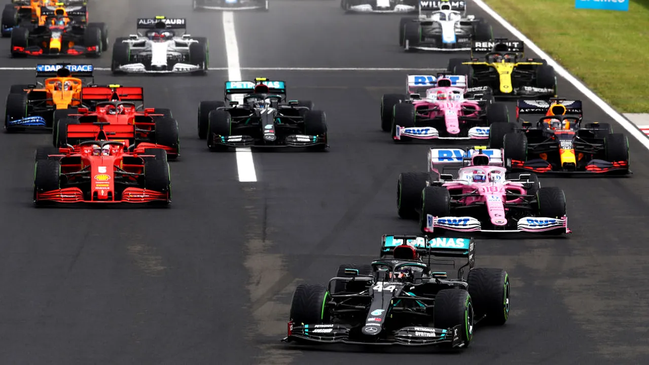 Lewis Hamilton a câștigat Marele Premiu de Formula 1 al Ungariei. Max Verstappen a terminat al doilea după ce bolidul său a ieșit de pe circuit înainte de turul de încălzire | FOTO