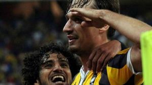 Steaua e la pământ, Szukala și Sânmărtean scriu istorie pentru Pițurcă. VIDEO | Gol și pasă de gol pentru foștii steliști, în ultima etapă