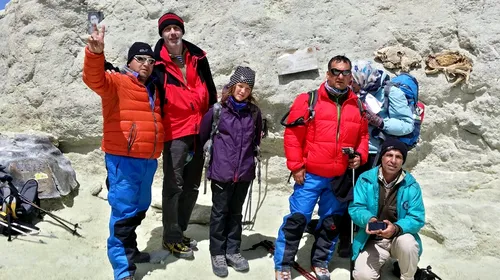 Geta Popescu a devenit cea mai tânără alpinistă din lume care a escaladat Ojos del Salado (6.893 m)