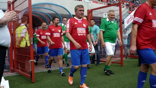 Gheorghe Hagi a făcut spectacol într-un meci de old-boys din Polonia