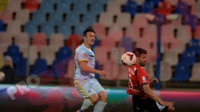 Piovaccari se desparte urât de Steaua. Italianul, eliminat după două "galbene" primite în doar trei minute cu Pandurii
