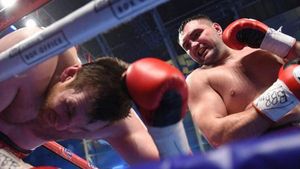 Boxerul român Cristian "Hammer" Ciocan, învins la puncte de cubanezul Luis Ortiz, în "ciocnirea" de pe Brooklyn