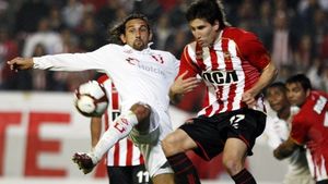 Cum uită Napoli de coșmarul celor 16 minute din Ghencea?** Italienii vor "noua speranță" din Argentina