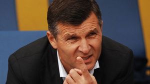 Legendele unui derby de poveste. Ioan Ovidiu Sabău, despre terenul care nu s-a uscat nici cu elicopterul și atmosfera unică a duelurilor de altădată | INTERVIU EXCLUSIV