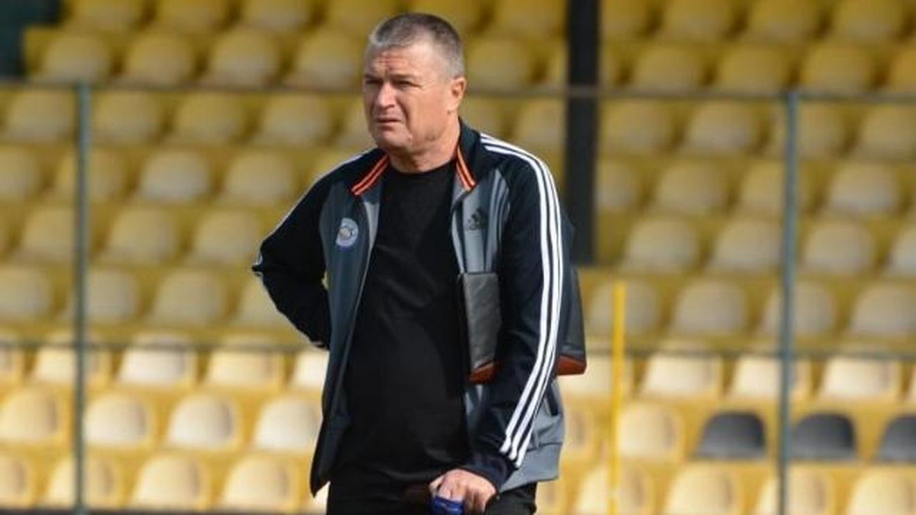 Valeriu Tița a semnat pe un an cu naționala Siriei! „Idolul meu e Ilie Balaci, și ca fotbalist dar și ca antrenor" + Cum și-a julit în fața sa Mirel Rădoi genunchii pe bitum | SPECIAL