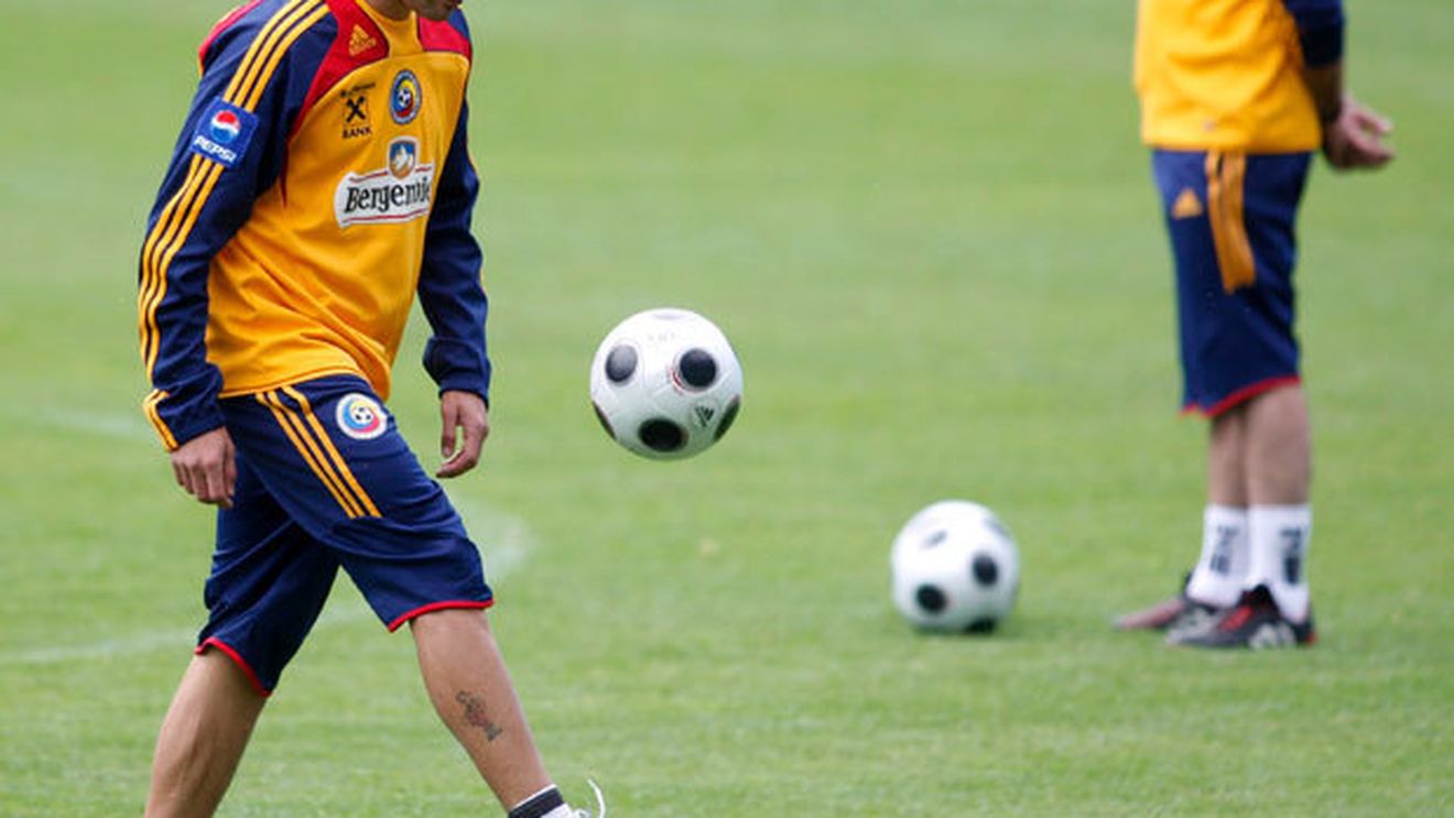 Ofertă-surpriză!** Mutu este dorit într-o țară care va organiza CM!