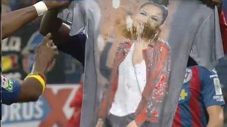 FOTO | N'Doye a făcut din nou spectacol. I-a dedicat Andrei golul din meciul cu Viitorul: "Măruță, nu te supăra!"