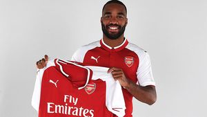 OFICIAL | Arsenal a dat lovitura pe piața transferurilor. Este cel mai scump jucător din istoria "tunarilor"
