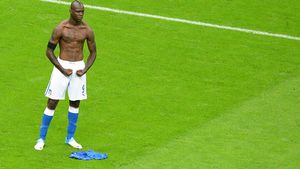 FOTO Balotelli a fost în PROBE la Barcelona!** Motivul pentru care nu a rămas să joace alături de Messi