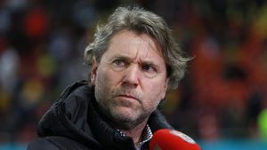 Florin Răducioiu, atac necruțător la adresa rivalilor de moarte: „Nu înţeleg prezenţa lor în acest campionat!”