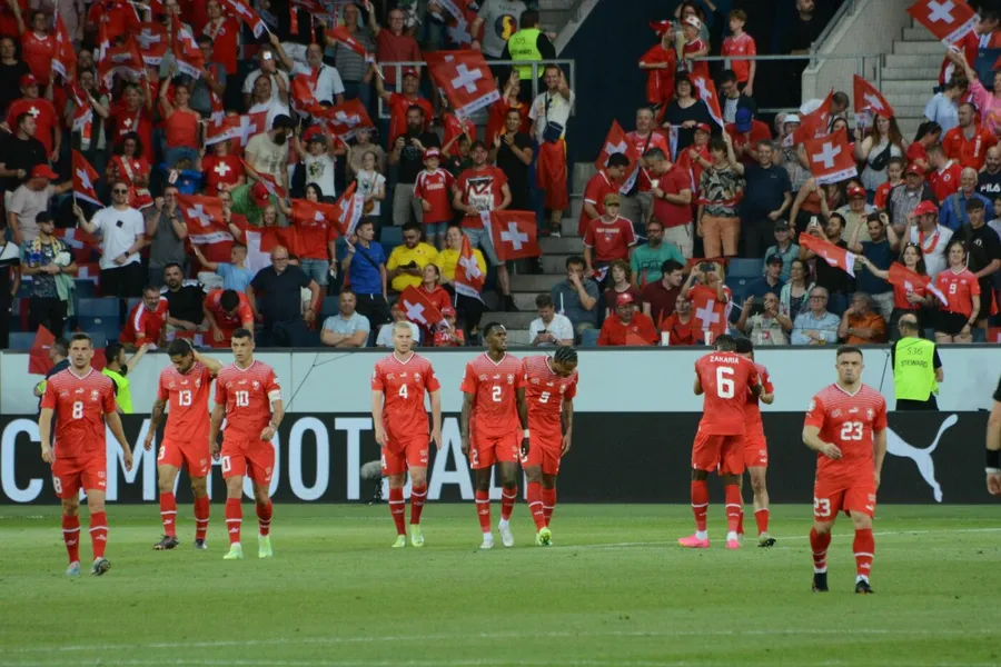 E 2-0 pentru Elveția la Lucerna