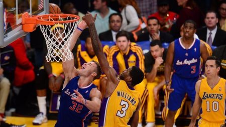Catastrofă istorică pentru Lakers. Cea mai titrată echipă din NBA a pierdut la 48 de puncte, cel mai dur eșec din istoria echipei