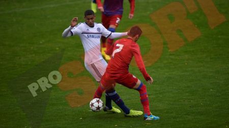 Steaua U19, bătută de atletul perfect! Nu are rival pe 100 m, dar a fost luat la fotbal de Chelsea. Când poate debuta în Premier League