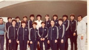 Doliu în handbalul românesc. Laura Lunca, finalistă a Cupei Campionilor Europeni, s-a stins prematur din viață. "Antrenorul nu trebuia să ne spună nimic pentru a ne motiva. Era suficient să intrăm în sală și să vedem tribunele arhipline"