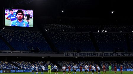 E oficial: Stadionul San Paolo al celor de la Napoli devine Stadio Diego Armando Maradona! Omagiul suprem pentru D10S