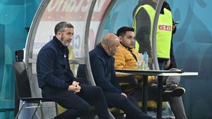 Mesajul misterios postat de Meme Stoica. Toată lumea se întreabă cine e papagalul și sifonul la care face referire oficialul FCSB