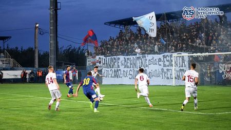Rapid nu are ”grijă” doar de UTA, ci și de Steaua! Giuleștenii fac presiuni și recomandări către AMFB să nu-i declare campioni ai Ligii 4 pe ”militari”, pentru a putea lupta pentru promovarea în Liga 3