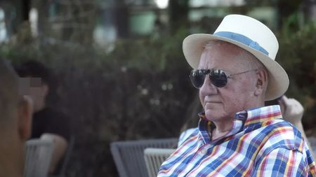 Miliardarii României au ajuns pe străzi. Bogătașul Mitică Dragomir: „Sunt muritori de foame. Cazuri mai tari decât al lui Irinel Columbeanu”