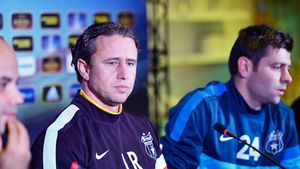 Tactica lui Reghe s-a schimbat din nou!** Becali a dezvăluit cele două mutări de ultimă oră pentru meciul cu Molde: "În rest, este la fel"