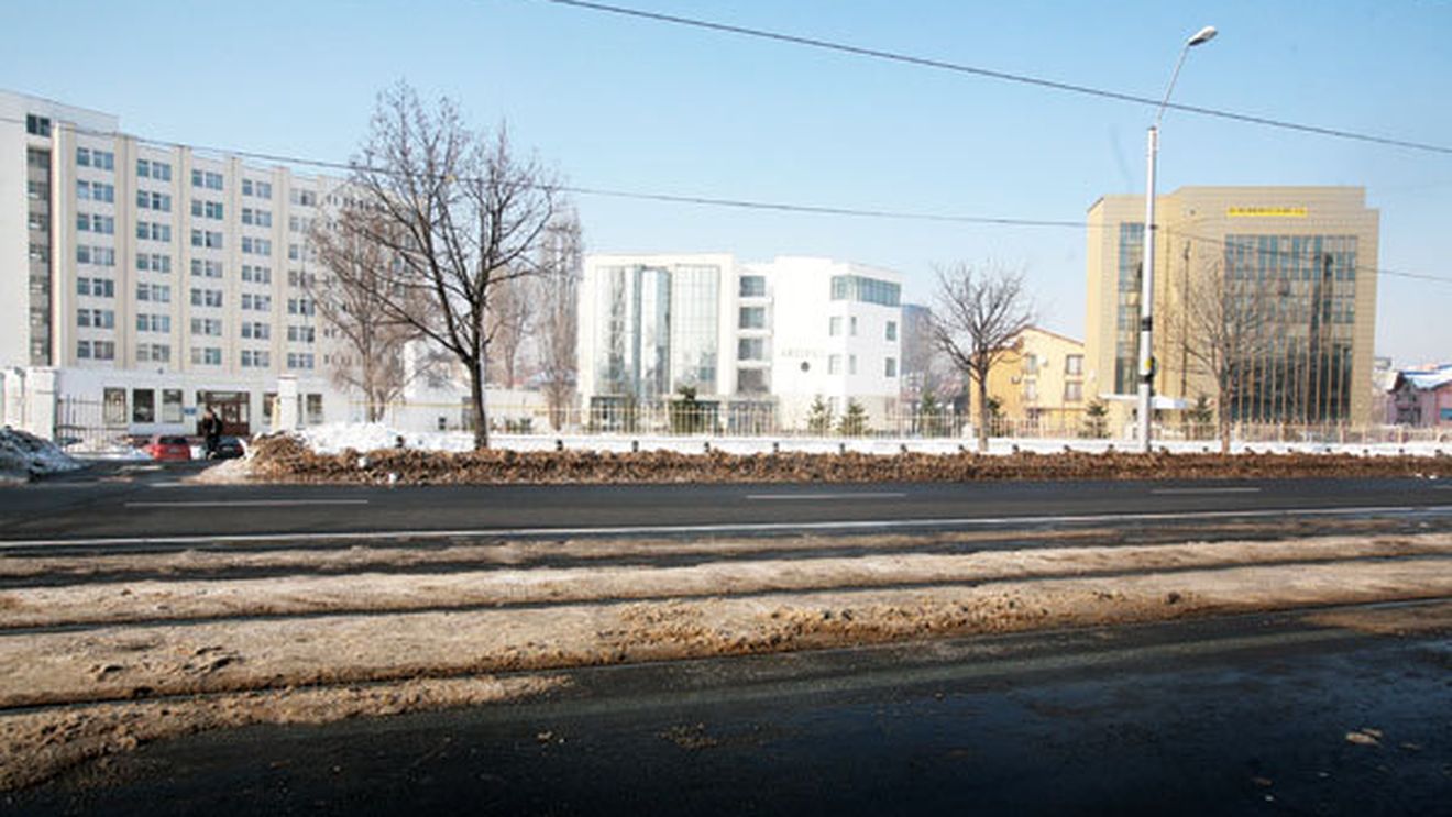 Cum a dispărut linia continuă de la accidentul în care a fost implicat 'Il Luce'!** Există o explicație oficială în legătură cu "transparența" ei